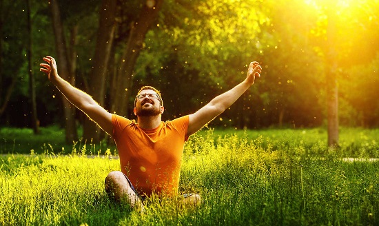 cuando estamos alegres nos sentimos m�s ligeros