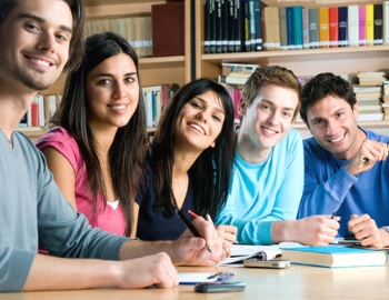 estudiar una carrera universitaria es rentable